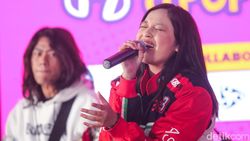 Aksi Shallee Band Guncang Panggung dPop Music Day
