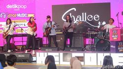 Aksi Shallee Band Guncang Panggung dPop Music Day