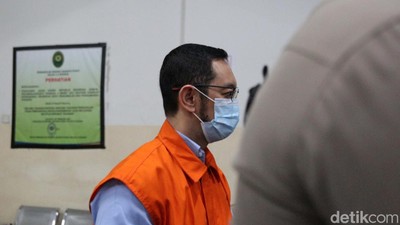 Andhi Pramono Dituntut 10 Tahun dan 3 Bulan Penjara