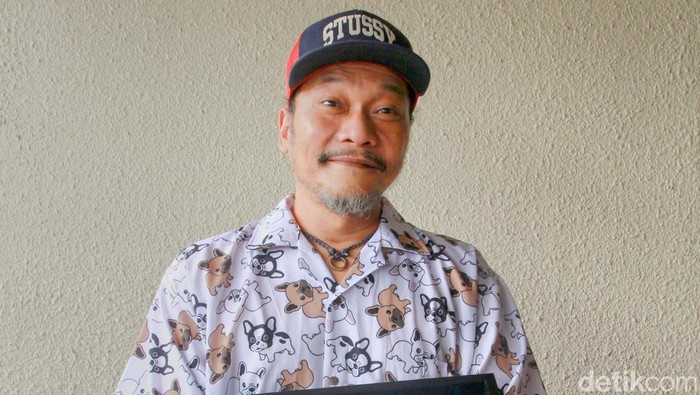 Iwa K soal Isu Jadi Ayah Biologis Anak Denada: Gue Kena Cipratan Oli Samping