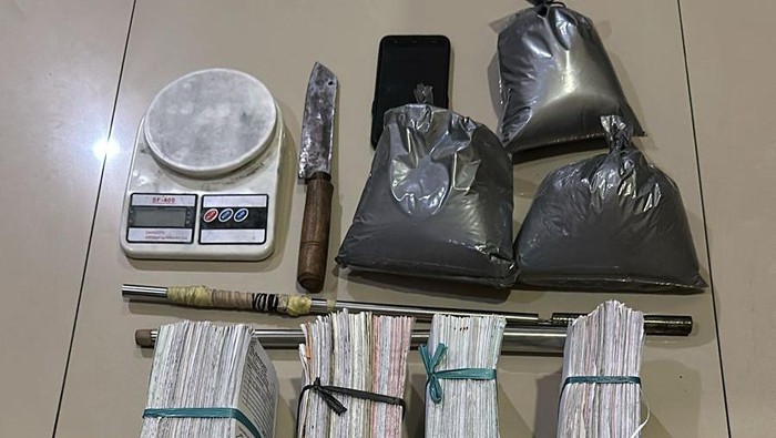 Barang bukti bahan petasan yang disita petugas Polres Boyolali.
