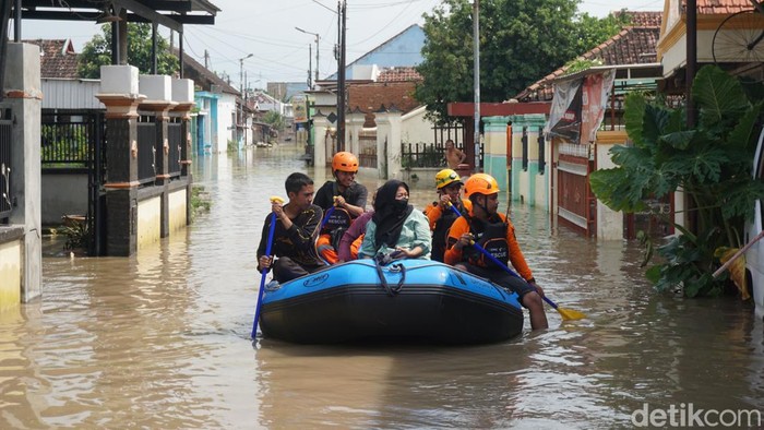 banjir di mojokerto