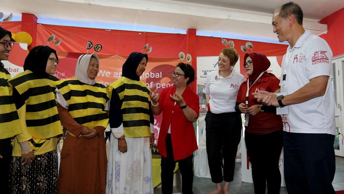 Edukasi Finansial dan Kelas Parenting untuk Perkuat Peran Perempuan Generali Indonesia bersama dengan Komunitas Ibu Profesional gelar sesi edukatif tentang Keuangan Keluarga dan Parenting Insight pada The Human Safety Net Day 2024. Begini potretnya.