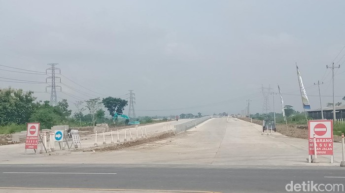 Exit tol Kuncen di Kecamatan Ceper, Kabupaten Klaten, sudah hampir selesai dibangun, Jumat (8/3/2024).