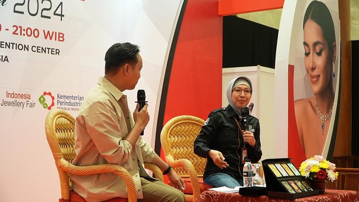 Galeri 24 Ramaikan Jakarta International Jewellery Fair 2024 Jakarta International Jewellery Fair (JIJF) 2024 telah digelar di JCC, Senayan, Jakarta. Galeri 24 turut meramaikan JIJF 2024.