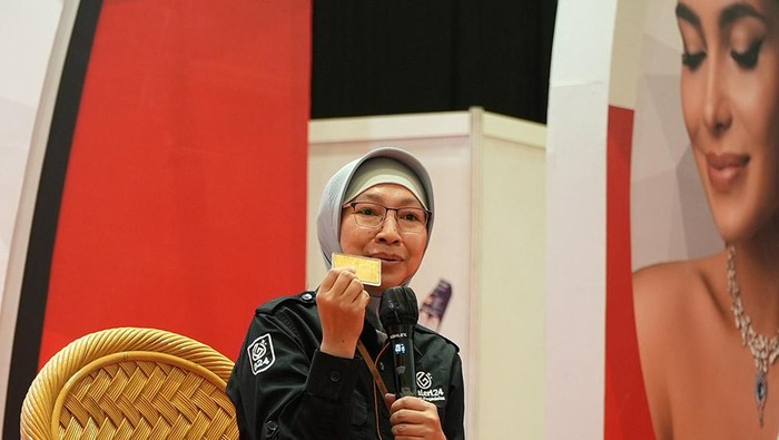 Jakarta International Jewellery Fair (JIJF) 2024 telah digelar di JCC, Senayan, Jakarta. Galeri 24 turut meramaikan JIJF 2024.