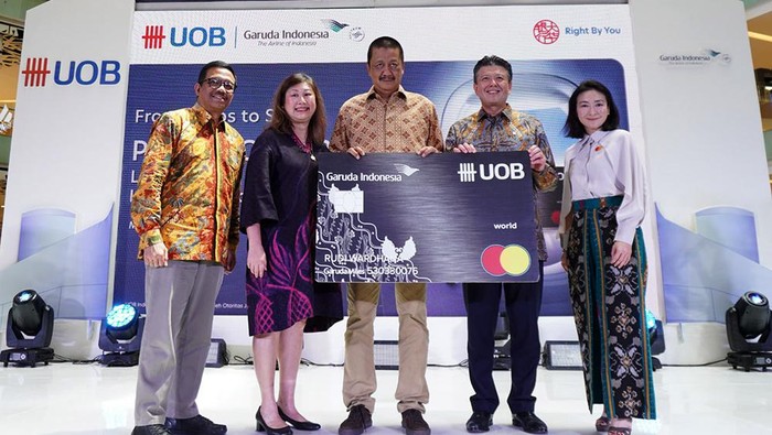 UOB Indonesia bersama dengan maskapai nasional Garuda Indonesia hari ini meluncurkan Garuda Indonesia UOB Credit Card untuk memenuhi kebutuhan wisatawan yang terus berkembang dengan memberi lebih banyak miles saat berbelanja.