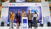 Peluncuran dilakukan oleh President Director UOB Indonesia Hendra Gunawan, President and CEO Garuda Indonesia Irfan Setiaputra, President Director Mastercard Indonesia Aileen Chew Goh, Director of Service and Commercial Garuda Indonesia Ade R Susardi, dan Head of Consumer Banking UOB Indonesia Cristina Teh Tan