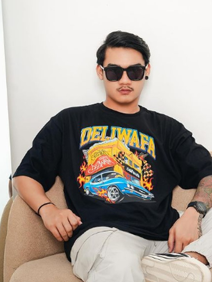 Gilga Sahid Tahun lalu, lagu Nemen menggebrak dunia musik Tanah Air khususnya untuk ranah pop jawa. Lagu tersebut merupakan karya Gilga Sahid Hardhiansyah.