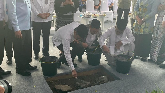 Groundbreaking masjid di Jaksel oleh Heru Budi (Rumondang/detikcom)