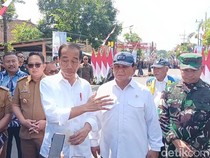 Jokowi Ungkap Segini Anggaran yang Disiapkan untuk Perbaikan Jalan Rusak