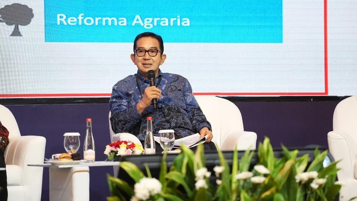Kepala Badan Bank Tanah, Parman Nataatmadja.