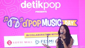Di lagu Pelangi, Maisha Kanna benar-benar buat para penonton di hari Musik Nasional bernyanyi sama-sama. Semuanya sing along, hebat!  Foto: Grandyos Zafna/ detikcom