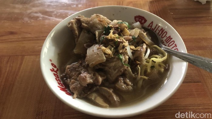 Mie Kocok BPJS Abah, Cibeunying, Kota Bandung.