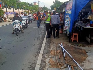 Adu Banteng Motor Vs Mobil di Kalasan Sleman, 2 Orang Luka Parah
