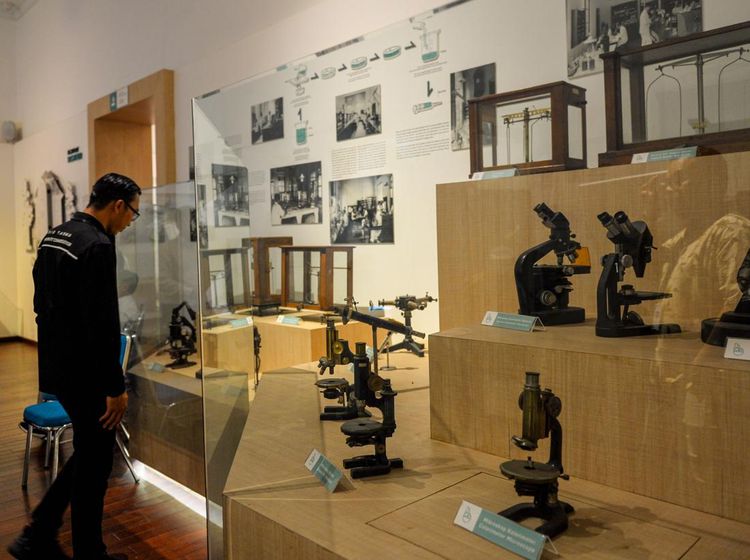 Melihat Museum Sejarah Kesehatan Bio Farma