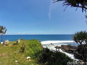 Eksotisnya Pantai Pasir Lasih, Spot Pantau Hilal di Pangandaran