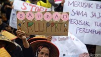 Mereka juga minta RUU PPRT segera disahkan. 