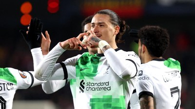 Pesta Gol Liverpool di Markas Sparta Praha