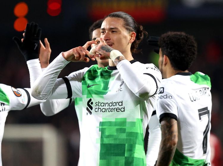 Pesta Gol Liverpool di Markas Sparta Praha