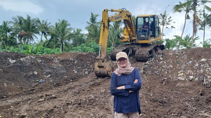Plt Kepala Dinas Lingkungan Hidup Banyuwangi Dwi Handayani