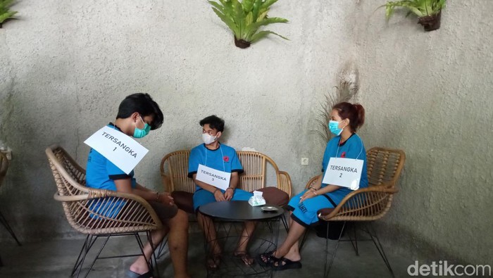 Rekonstruksi kasus pembunuhan Indriana