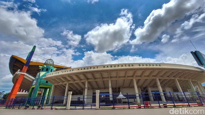 Stadion Si Jalak Harupat.