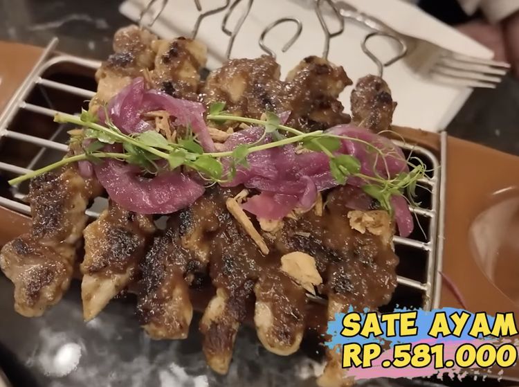 Penampakan Sate Ayam dan Rendang Rp 500 Ribu di Le Nusa Paris Milik Raffi Ahmad