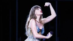 Taylor Swift Diminta Munduran Dikit, Terkenalnya Kelewatan!
