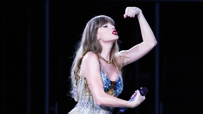 Taylor Swift saat konser di Sydney Australia pada Eras World Tour, 23 Februari 2024.
IMAGE RESTRICTED TO EDITORIAL USE - STRICTLY NO COMMERCIAL USE