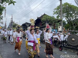 Berlangsung 4 Hari, Simak Rangkaian Tradisi Ngerebeg di Desa Sangketan