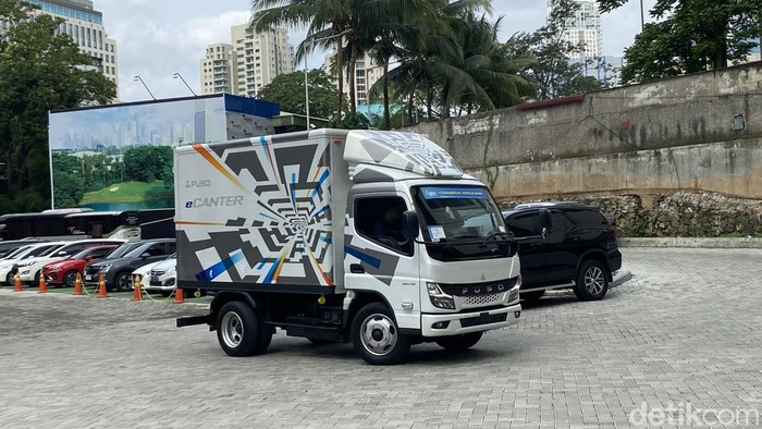 Truk listrik eCanter