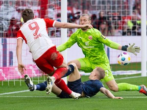 Bayern Vs Mainz: Harry Kane Hat-trick, Die Roten Pesta Gol 8-1