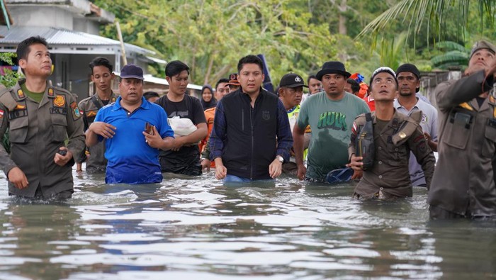 Bupati Ogan Ilir Panca Wijaya Akbar cek lokasi banjir di Kabupaten Ogan Ilir