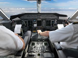 Latam Airlines Terjun Bebas Saat Terbang ke Selandia Baru, 50 Penumpang Luka