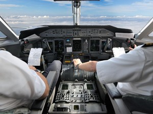 Latam Airlines Terjun Bebas Saat Terbang ke Selandia Baru, 50 Penumpang Luka