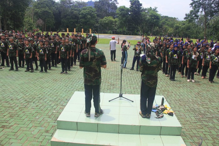 Kegiatan Studi dan Apresiasi Kepemimpinan Siswa Indonesia (SAKSI) 2024 SMP Labschool, Jakarta di Sanggabuana, Karawang.