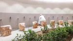 Potret Masjid dengan Menara Berbentuk Kerucut