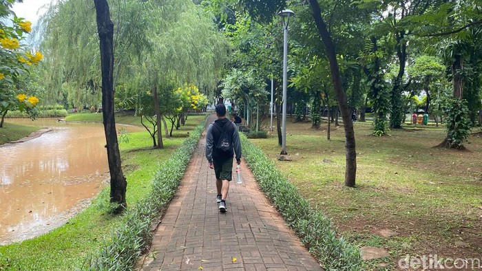 Rekomendasi Tempat Jogging di Jakarta Barat, Hidden Gem Bisa Buat Ngadem