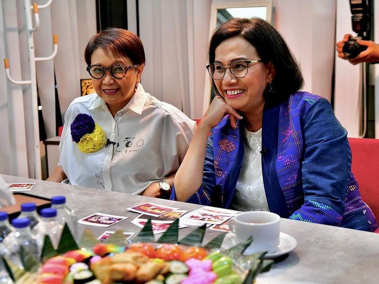 Keseruan Retno Marsudi Saat Makan Bareng Keluarga hingga Sri Mulyani