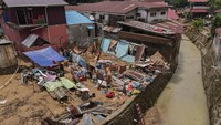 Sementara sebanyak 2.198 unit rumah warga di 11 kecamatan terdampak banjir bandang pada Rabu (6/3/2024).