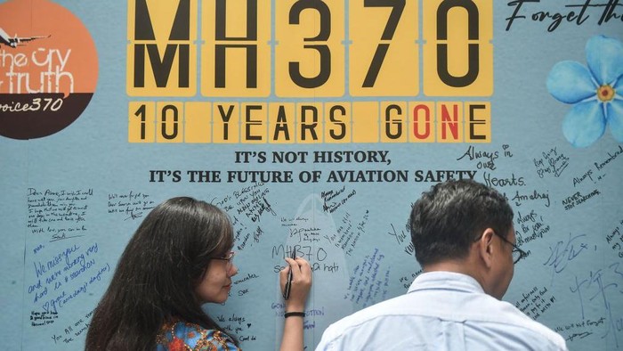 Satu dekade hilangnya pesawat Malaysia Airlines: Keluarga korban MH370 dihantui misteri terbesar dalam dunia penerbangan