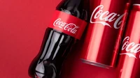 Siapa yang tak kenal Coca Cola? Soda yang disajikan di hampir seluruh restoran cepat saji ini ternyata sudah diproduksi sejak 1886. Foto: The Daily Meal