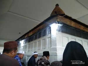 Yuk Ziarah ke Makam Sunan Drajat
