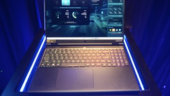 Predator Helios Neo 16  (PHN16-72) Intel Core HX series generasi ke-14 sudah tersedia di seluruh channel penjualan online dan offline Acer Indonesia, dengan harga mulai dari Rp 26 jutaan. Foto: Dok. Acer