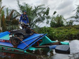 2 Penumpang Tewas Usai Speedboat Tabrak Potongan Kayu di Sumsel