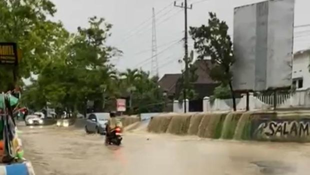 Bencana di Pacitan.