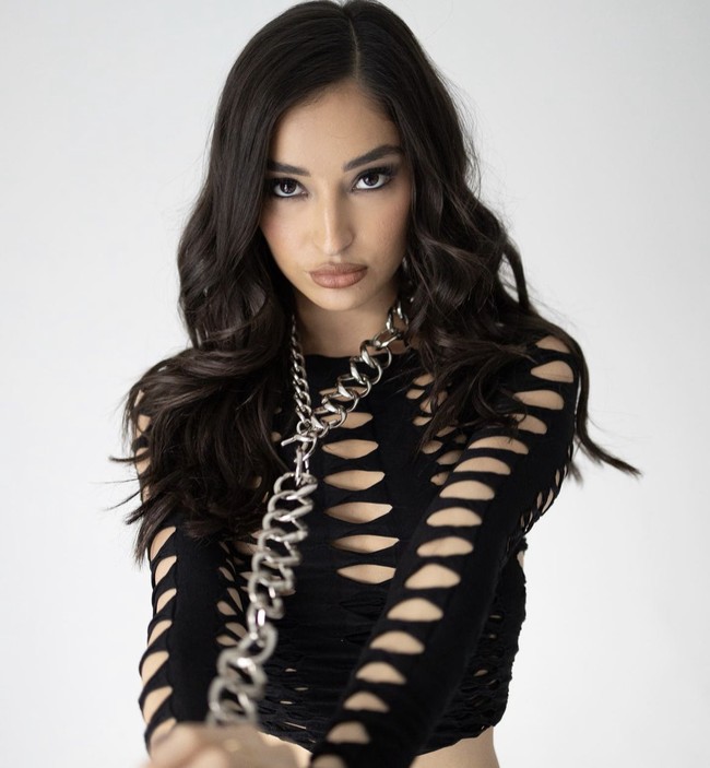 Saat ini pihak keluarga sudah pasrah dengan kondisi Emily. Mereka bersiap dengan kabar terburuk. Foto: dok. Instagram