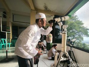 Potret Pemantauan Hilal Awal Ramadan di Bukit Condrodipo Gresik