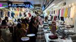 Pasar Tanah Abang Membludak